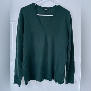 Uniqlo Cashmere Forest Green Sweater